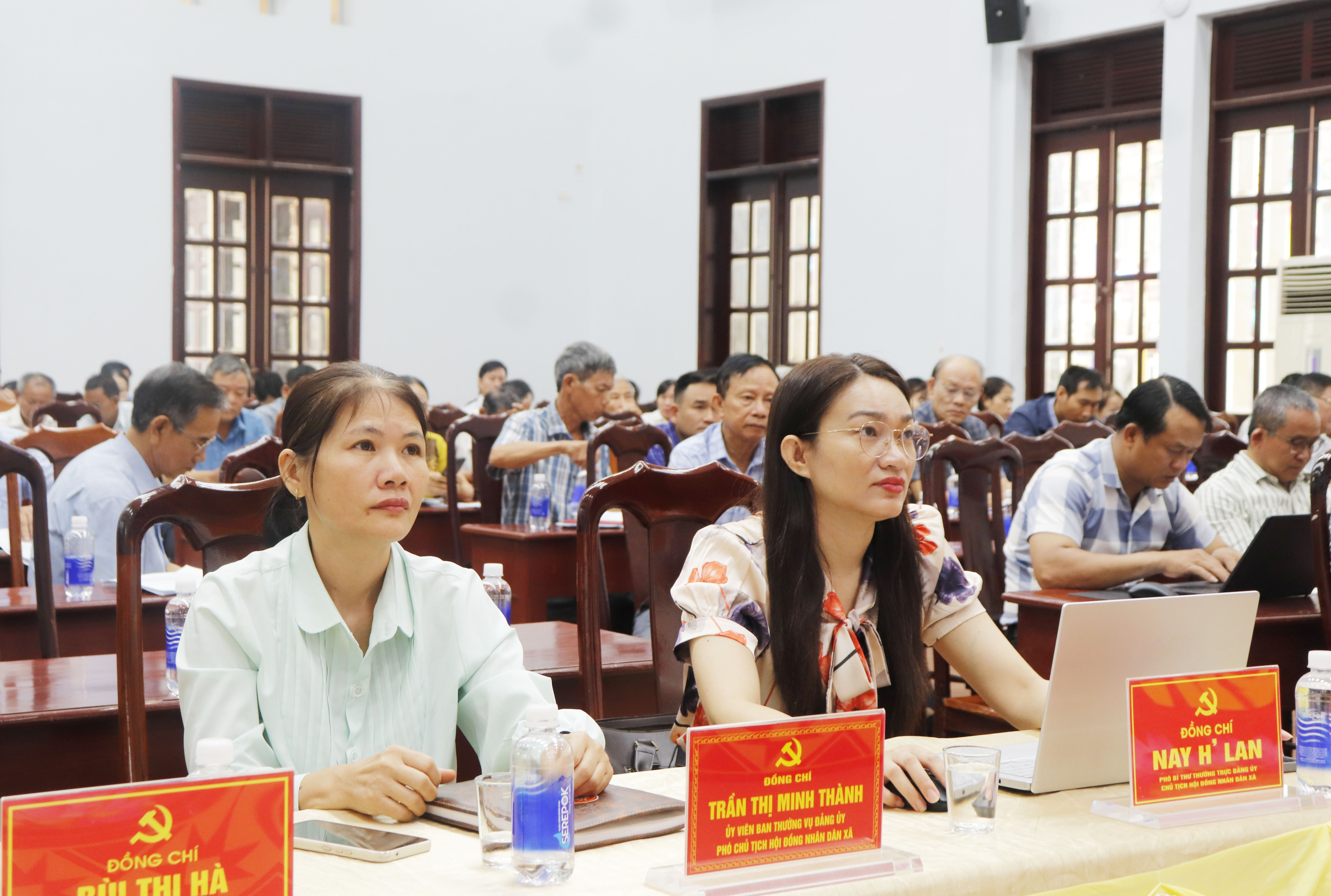 Xã Quảng Phú tham dự Hội nghị toàn quốc nghiên cứu, học tập, quán triệt và triển khai thực hiện Nghị quyết số 10-NQ/TW của Bộ Chính trị
