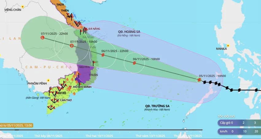 Bão số 13 đang di chuyển rất nhanh, dự kiến 19 giờ đổ bộ đất liền