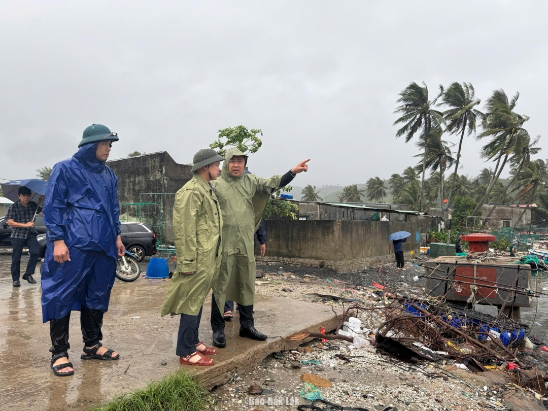 Tỉnh Đắk Lắk yêu cầu hoàn thành sơ tán dân trước 12 giờ ngày 6/11.