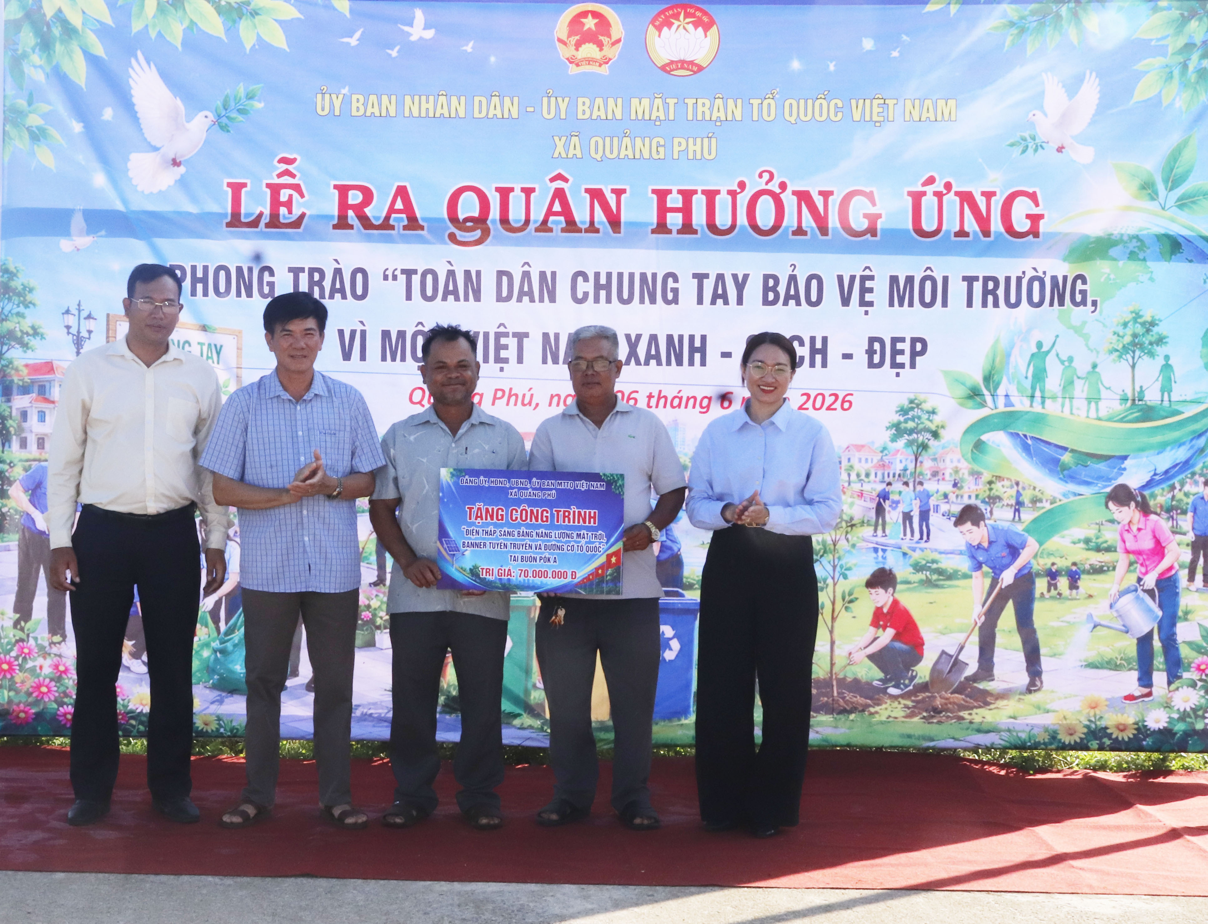 UBMTTQ Việt Nam xã Quảng Phú tổ chức lễ phát động phong trào “Toàn dân chung tay bảo vệ môi trường vì một Việt Nam xanh – sạch – đẹp”