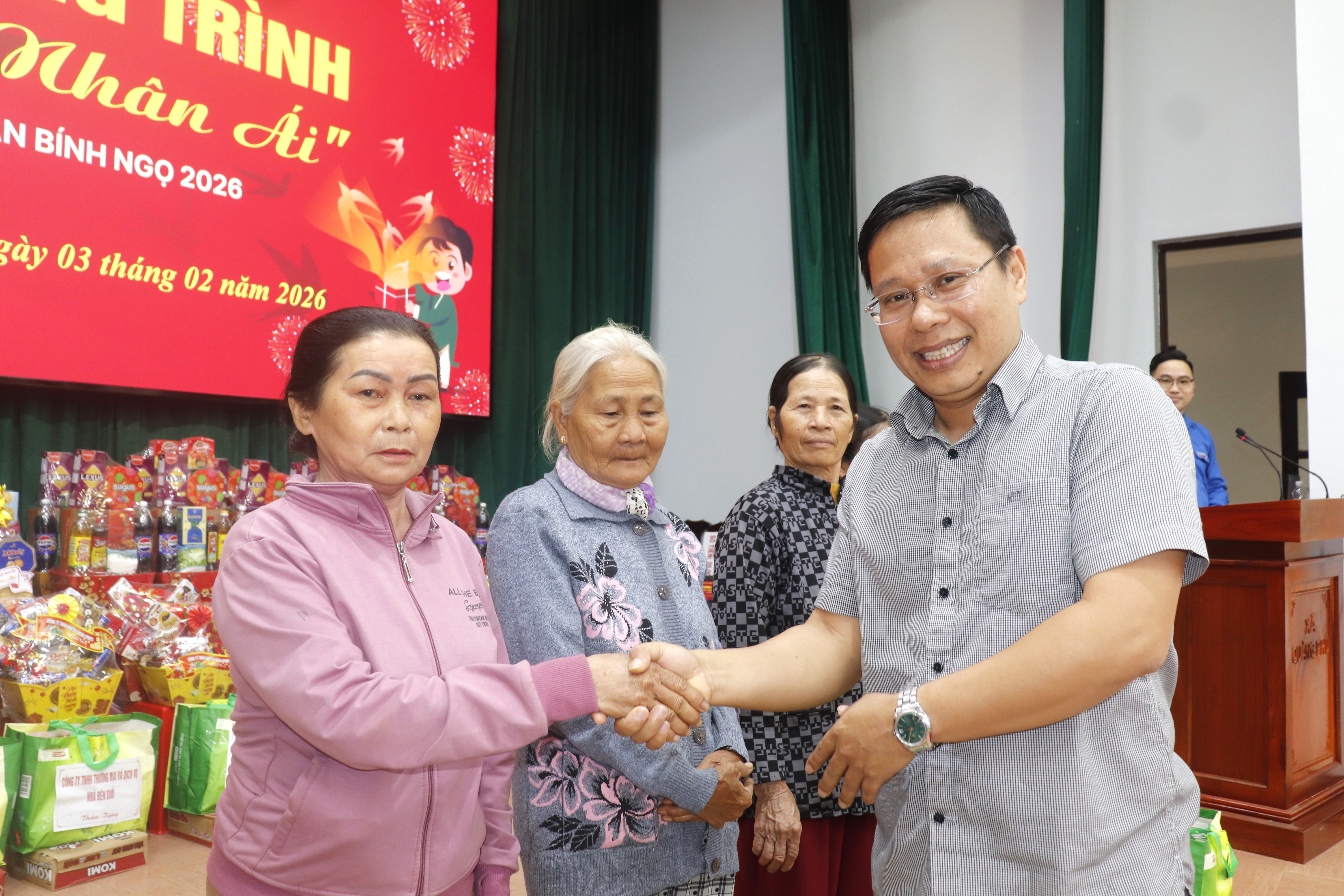 Đảng ủy, HĐND, UBND, UBMTTQ Việt Nam xã Quảng Phú tổ chức chương trình “ Tết nhân ái” Xuân Bính Ngọ 2026