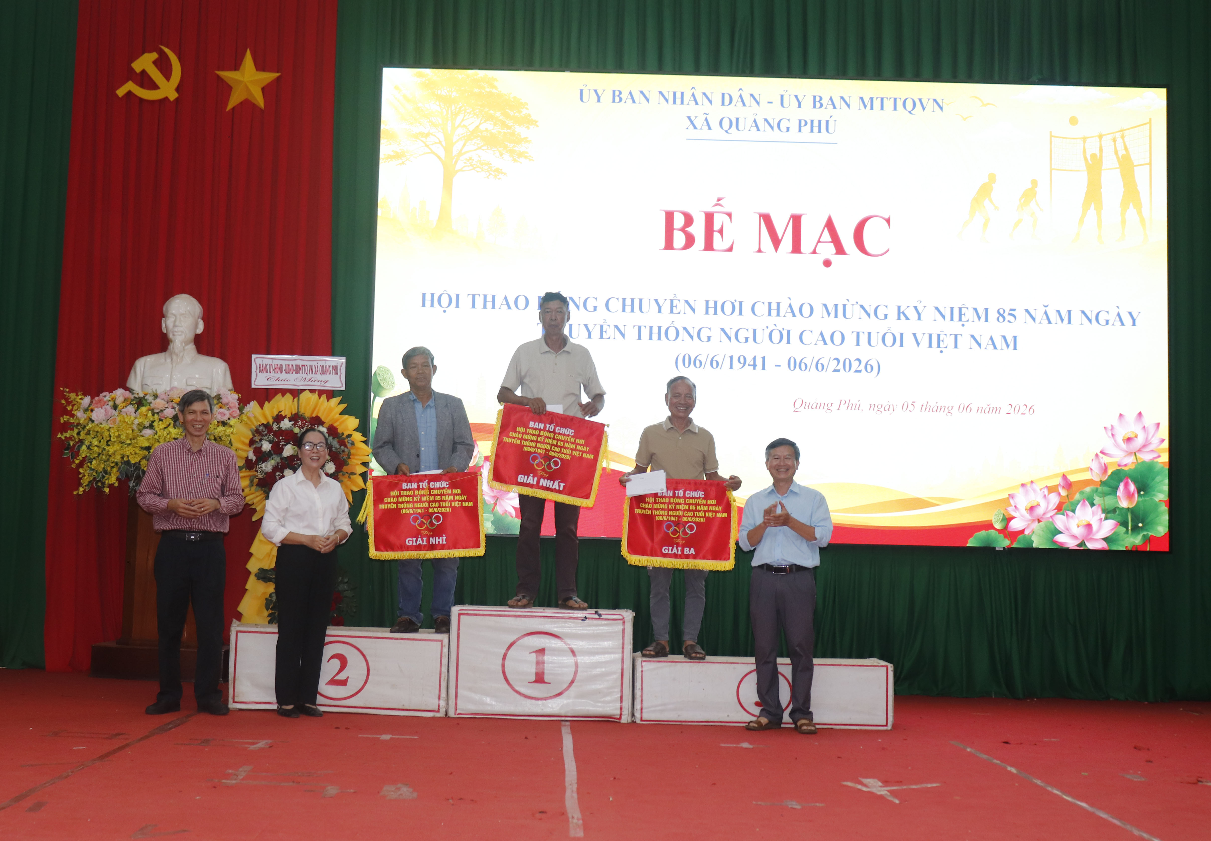 Bế mạc Hội thao Bóng chuyền hơi Người cao tuổi xã Quảng Phú chào mừng kỷ niệm 85 năm Ngày Truyền thống Người cao tuổi Việt Nam (06/6/1941 - 06/6/2026)
