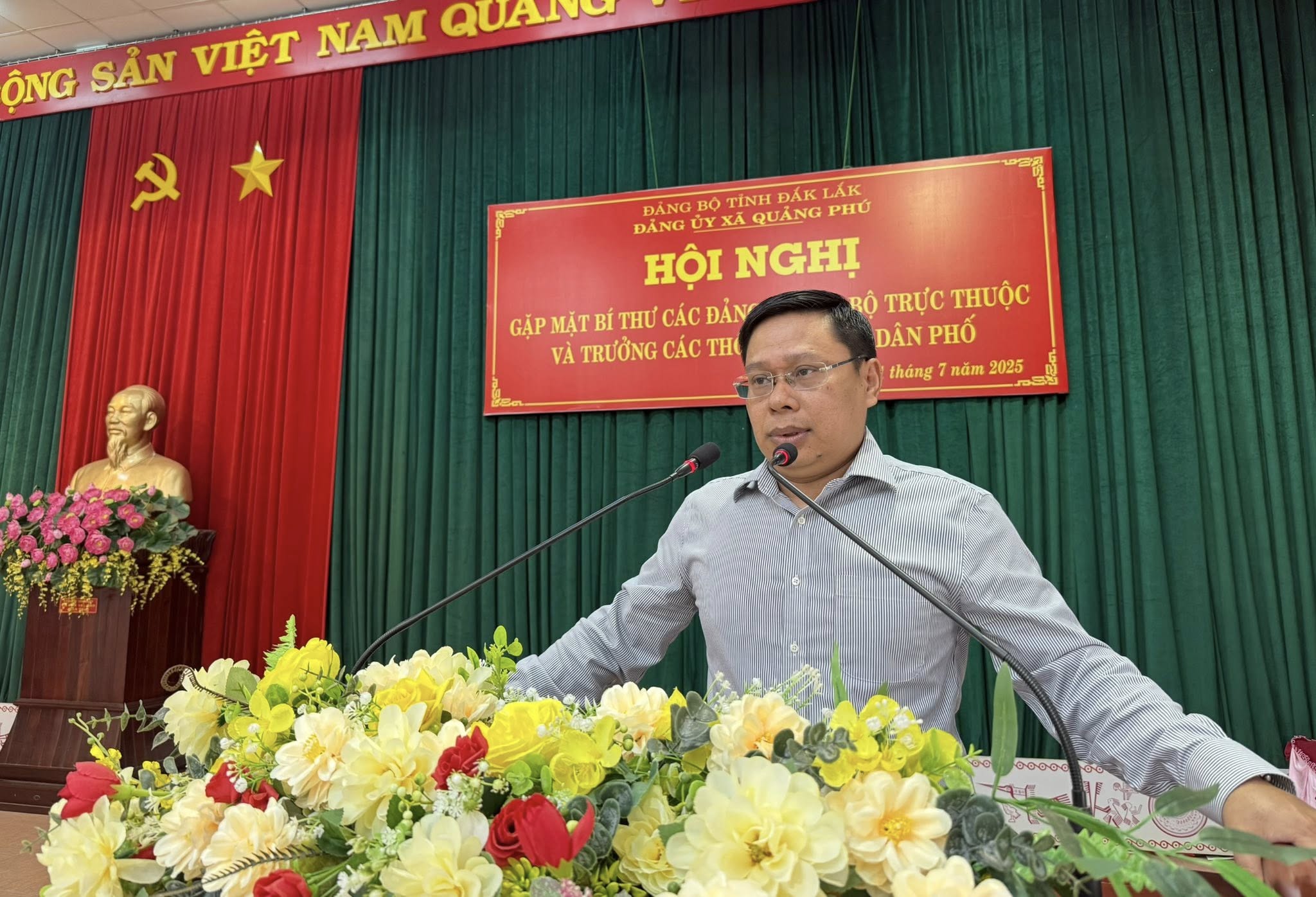 Đảng ủy xã Quảng Phú gặp mặt Bí thư các Đảng bộ, Chi bộ trực thuộc và trưởng các thôn, buôn, tổ dân phố