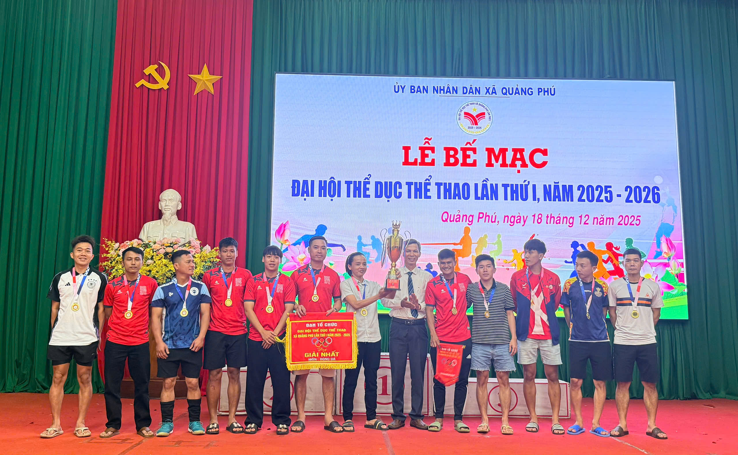 z7339335331994_0ee24e0839f87af1d51caf00d40c0dab