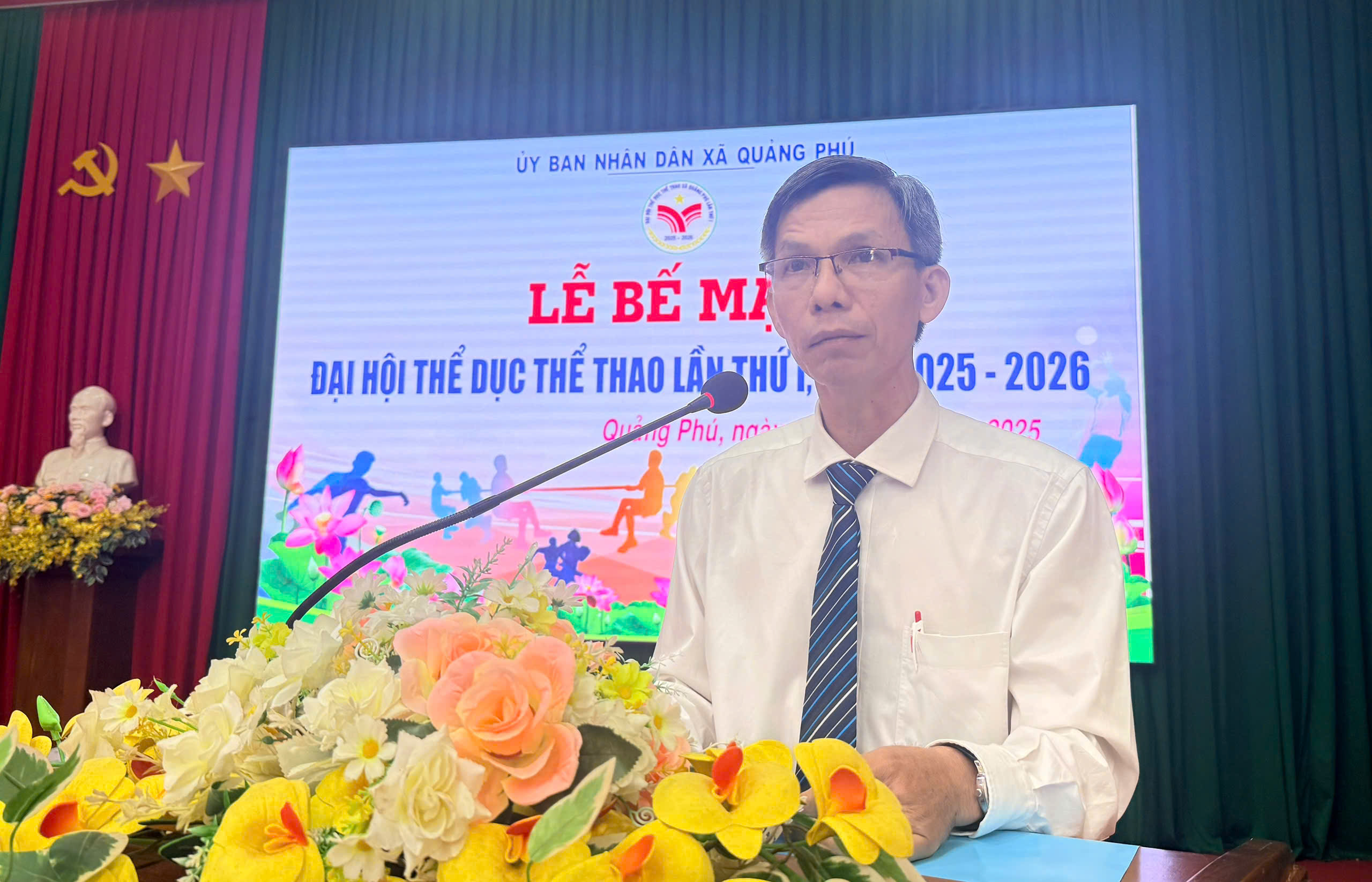 Đồng chí Nguyễn Tự Do - Phó Chủ tịch UBND xã phát biểu bế mạc. Ảnh T.Dũng