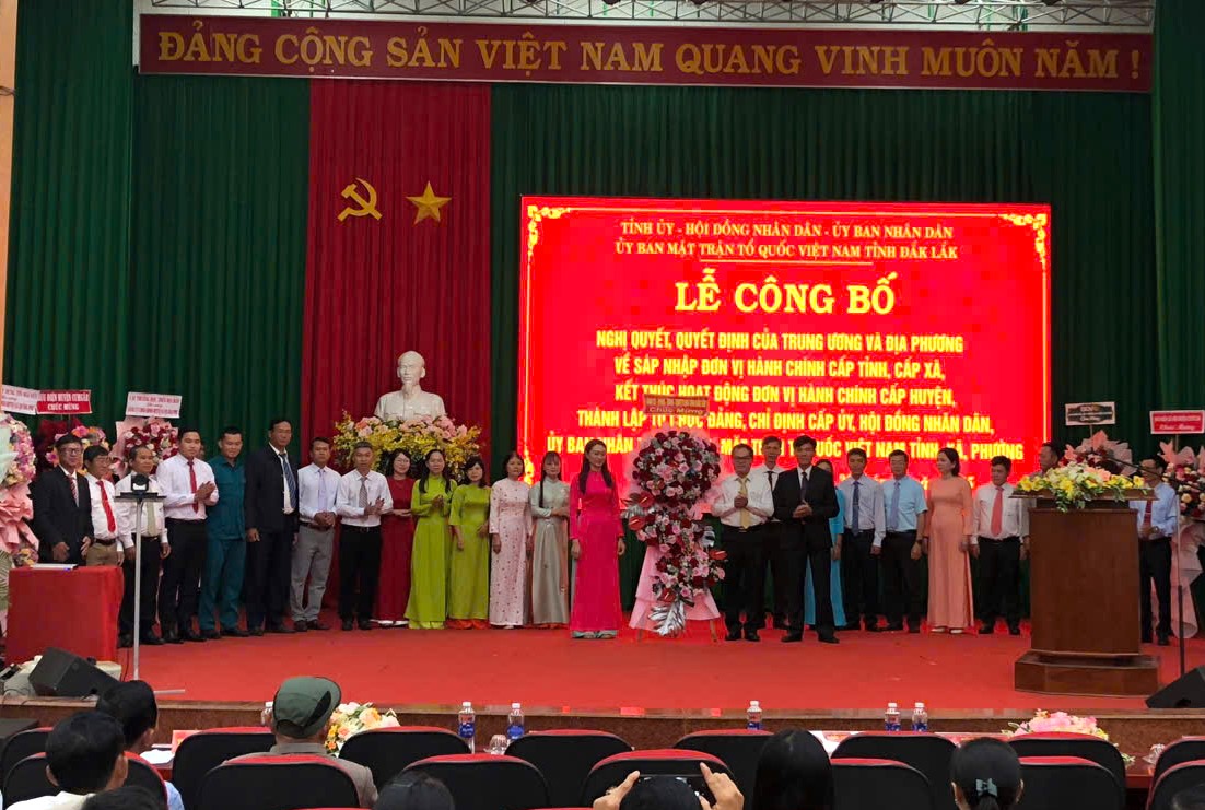 Công bố Quyết định thành lập xã Quảng Phú (tỉnh Đắk Lắk)